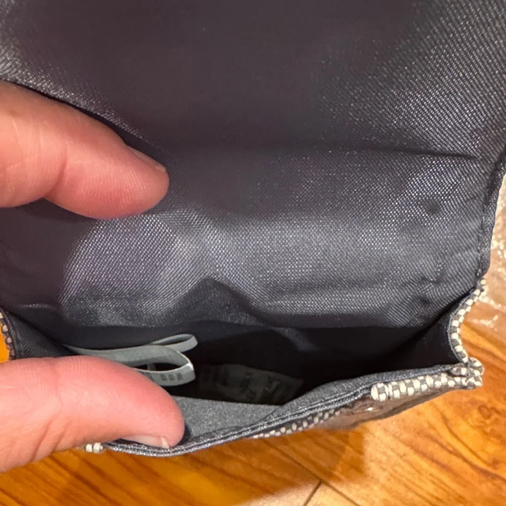 Thirty-One women’s Tan and Gray Wallet Set/ crossbody - Picture 3 of 5